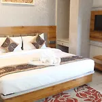 Hotel Banaras Palace