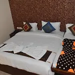 Hotel Sarnath International