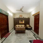 Shri Heritage - Entire Cozy Floor II At Assi, Varanasi