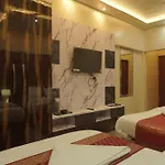 Classy5 Guest House
