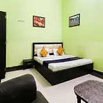 Hr Guest House Varanasi Near Kashi Vishwanath Temple - Perfect Location And Comfortable Room