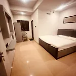 Kaal Bhairav Stay Inn Near Ganga Ghat With Near Kashi Vishwanath Temple