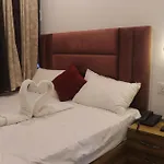 Hotel Maurya Inn Pandeypur Varanasi