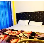 Hotel Premium Temple City Palace Near Kashi Vishwanath Temple - A Premium Guest House In Varanasi