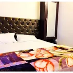 Hotel Premium Temple City Palace Near Kashi Vishwanath Temple - A Premium Guest House In Varanasi