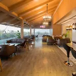 Costa Riviera Hotel