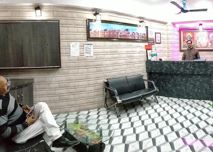 Hotel Luxmi Palace