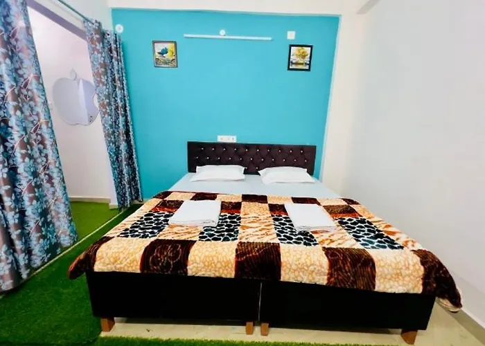 Kashi Dham Home Stay