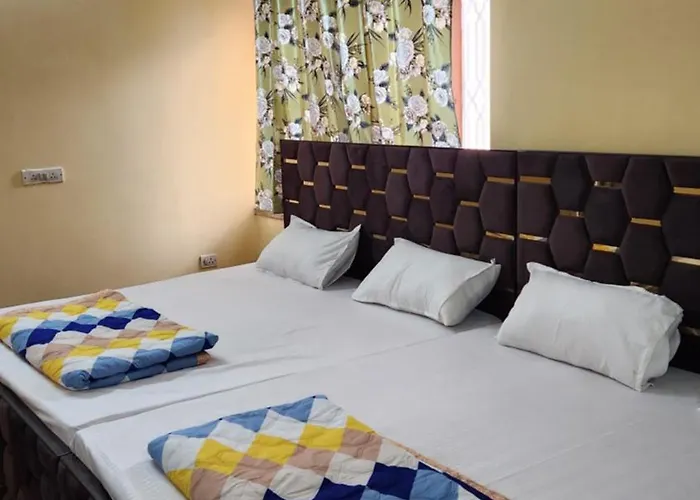 Dhanani Guest House