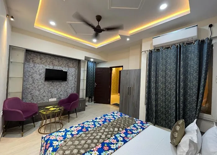 Kashi Kutir