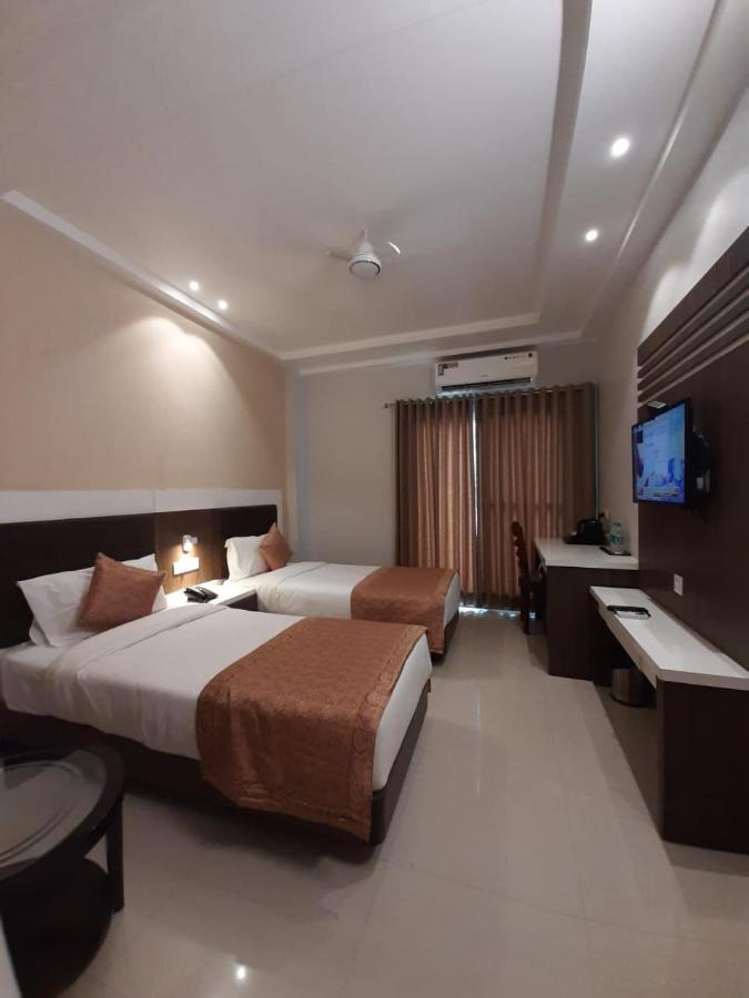 36 Avenue Hotel Varanasi