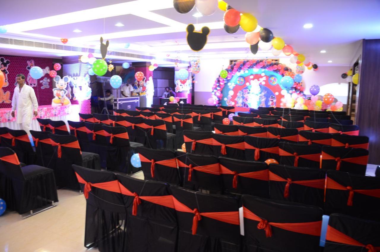 Hotel Puja Residency 3*