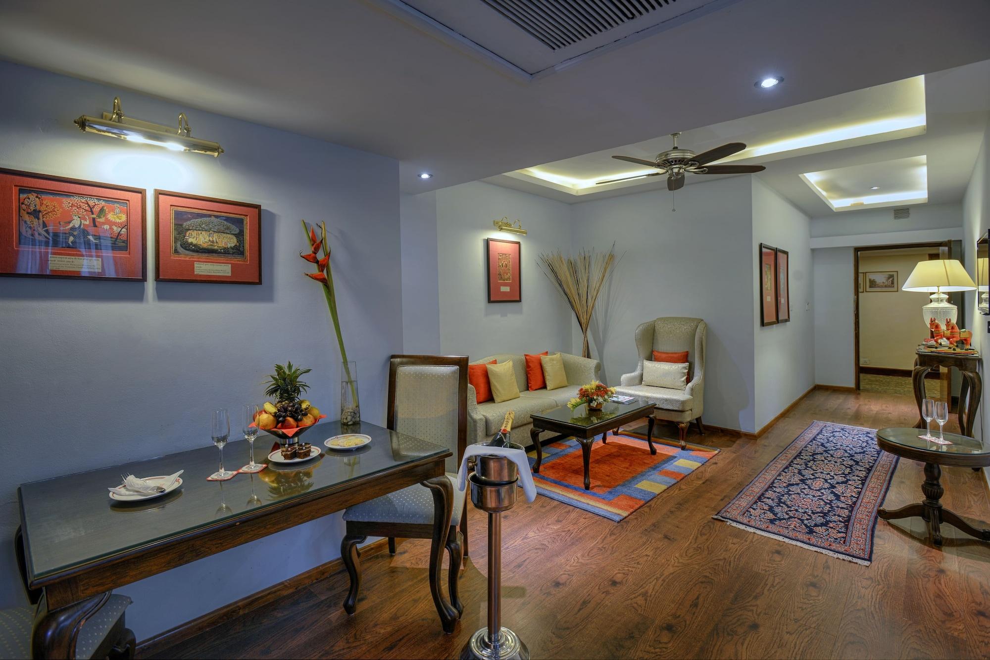 Hotel Clarks Limited Varanasi