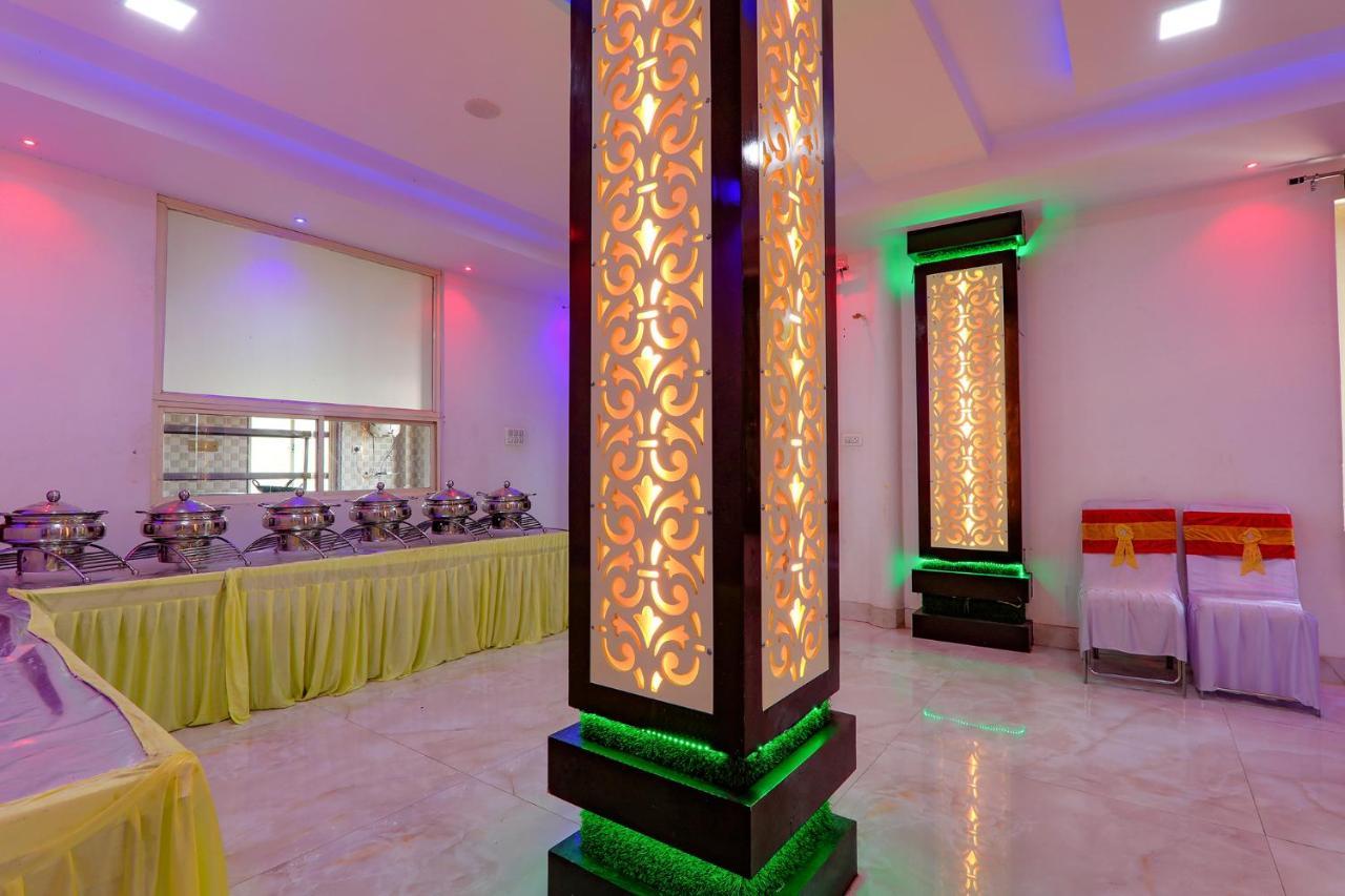 Fabexpress Moti Mahal Varanasi
