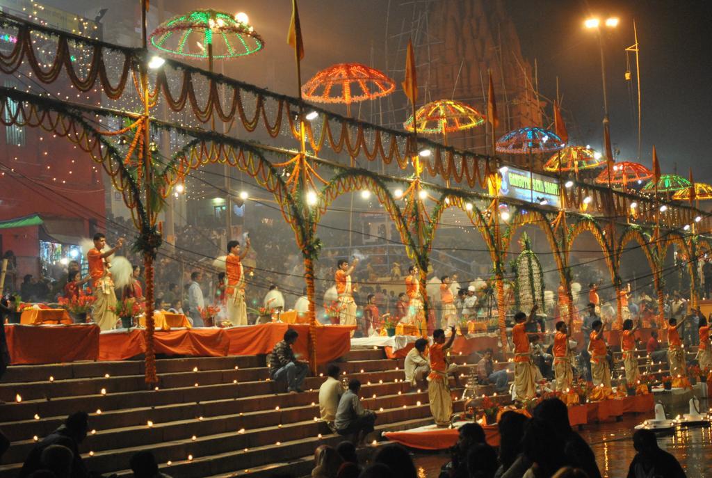 Welcome At Ganges Inn Varanasi