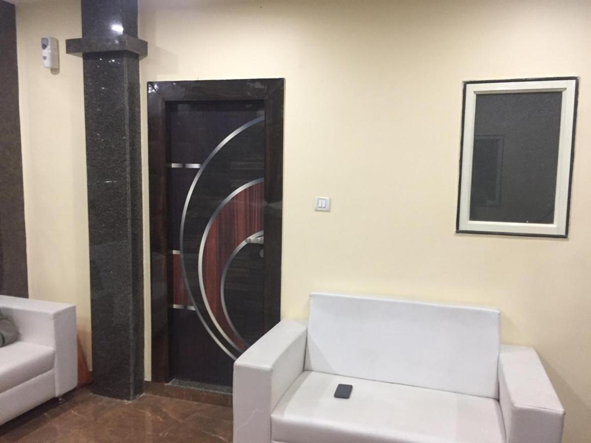 G.S.Residency Hotel 2*