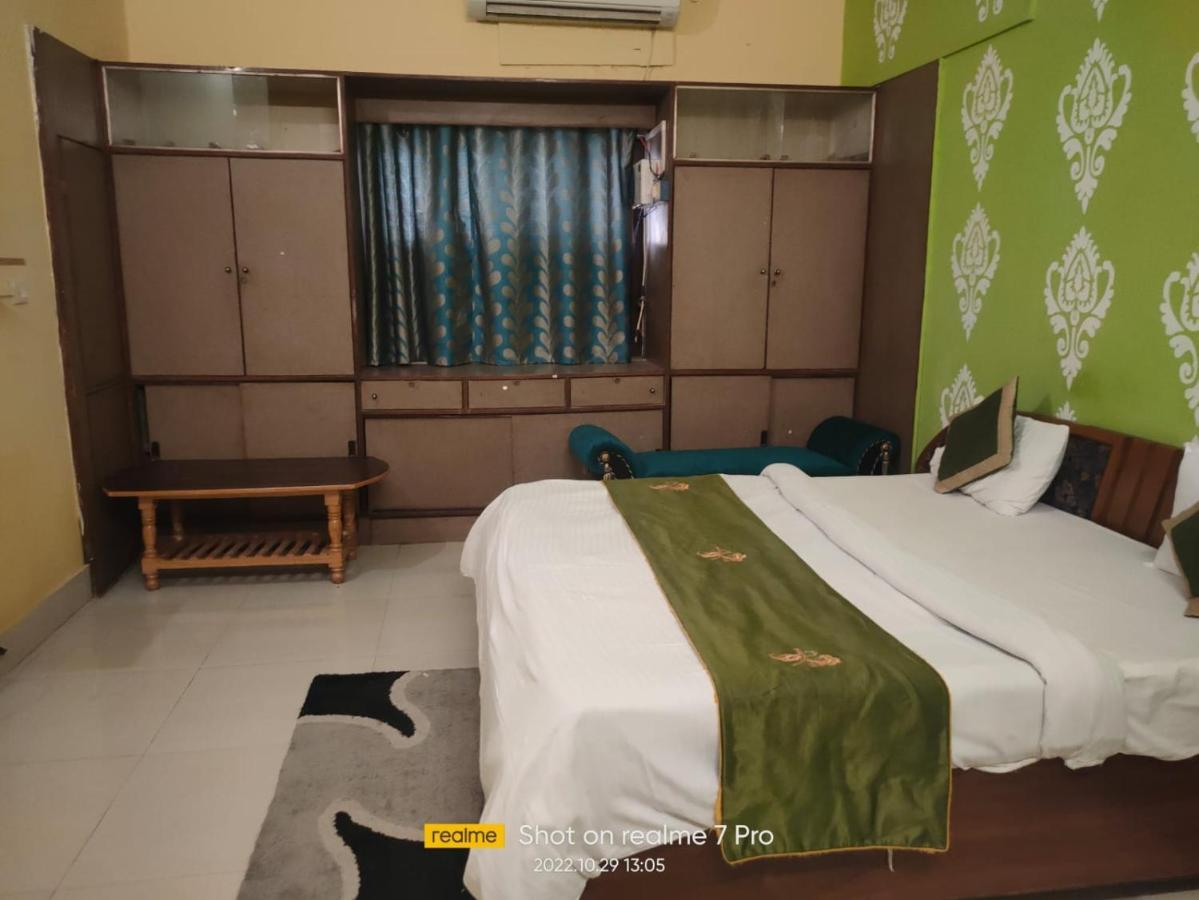 Guest house Gangotri Paying Varanasi