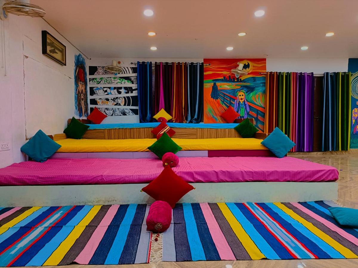 Hostel Gypsy Diaries