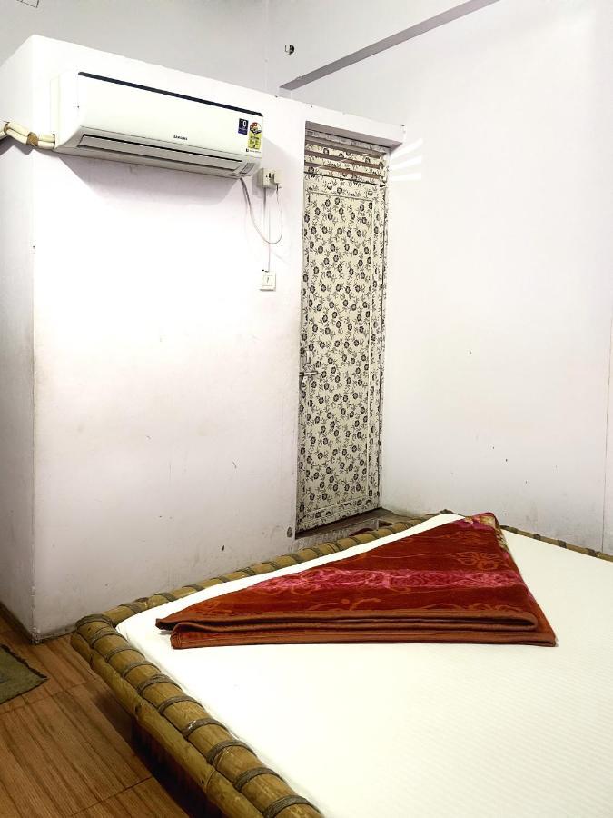 Shri Bed & Breakfast Varanasi