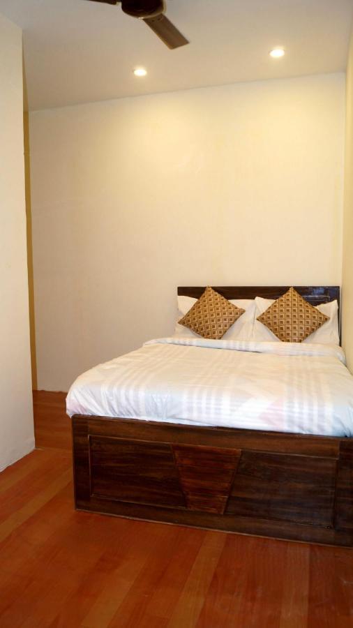 Hotel O Mishra