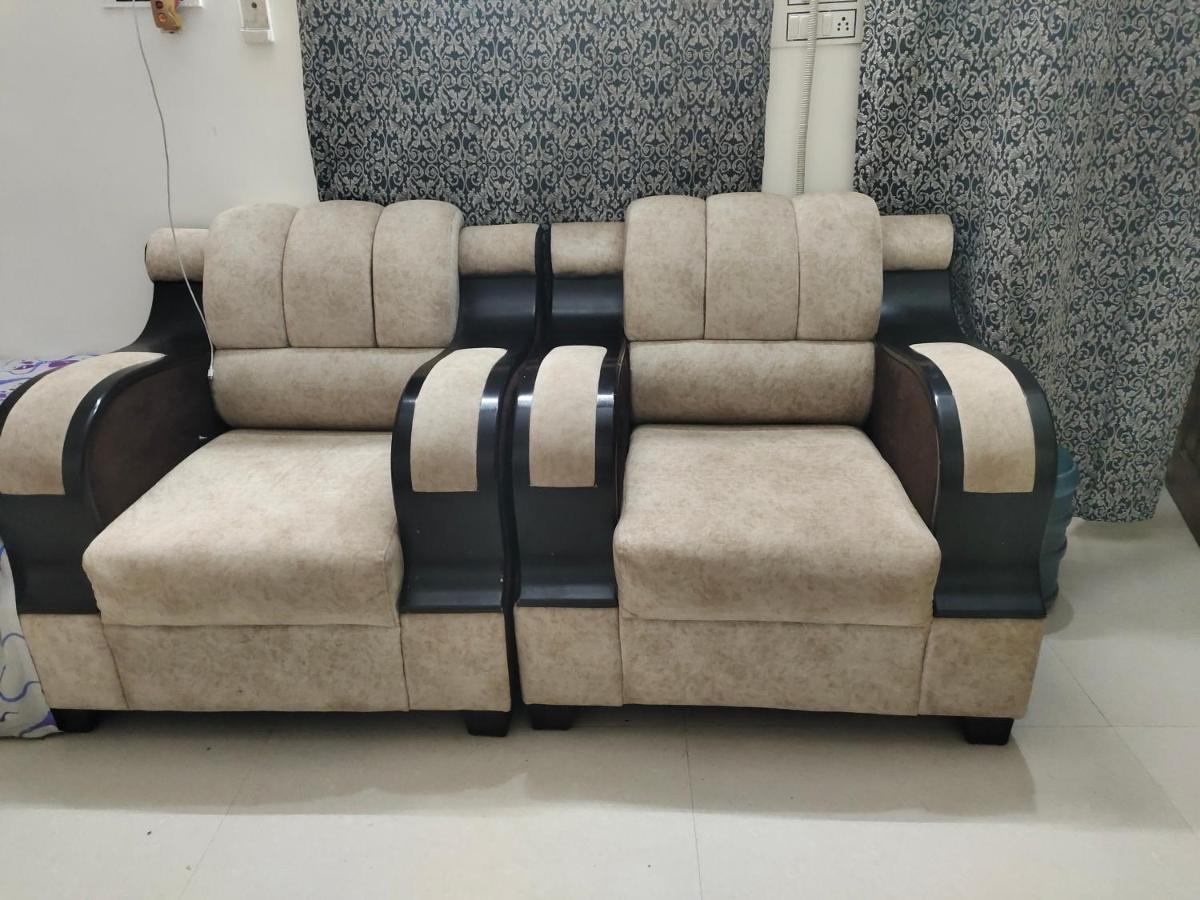 Homestay Banarasiya Close To Banaras Railway Station *