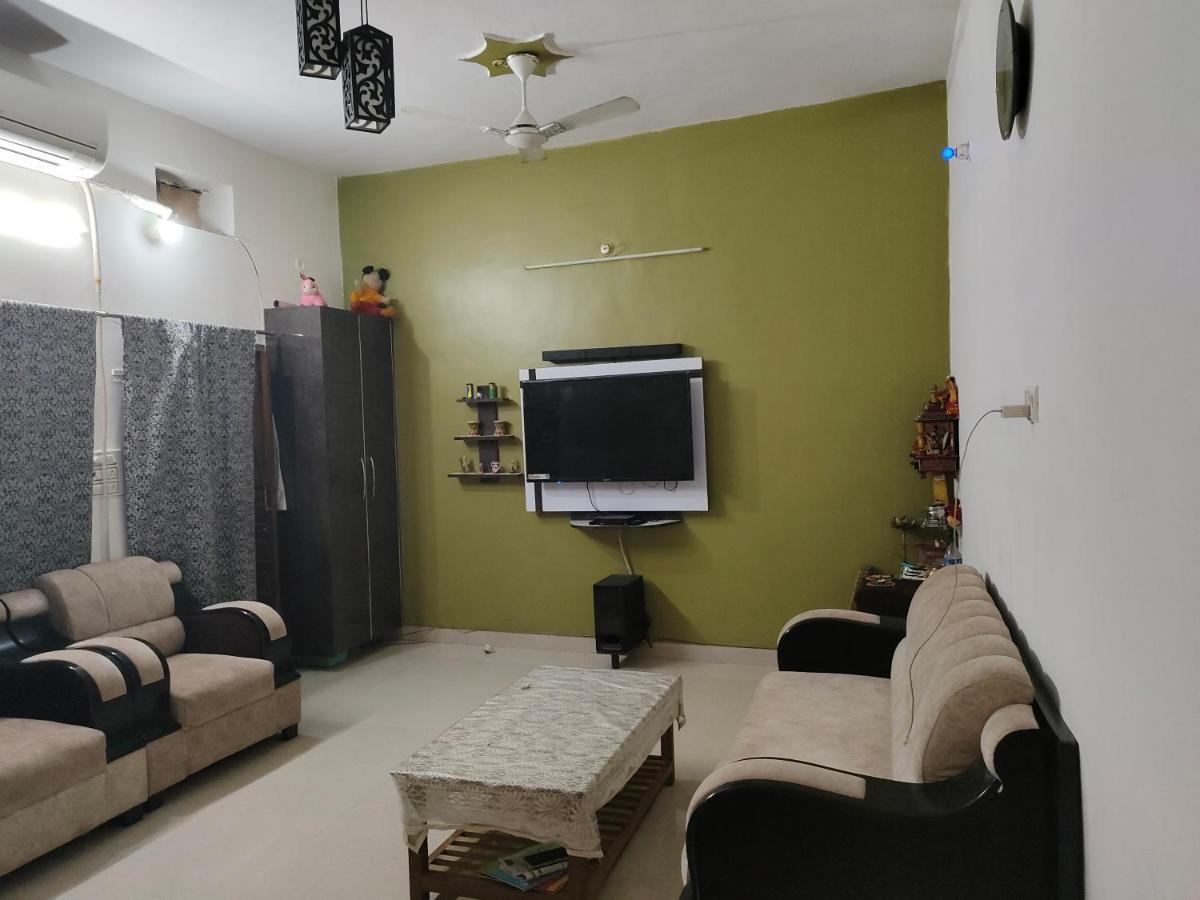 Banarasiya Close To Banaras Railway Station Homestay