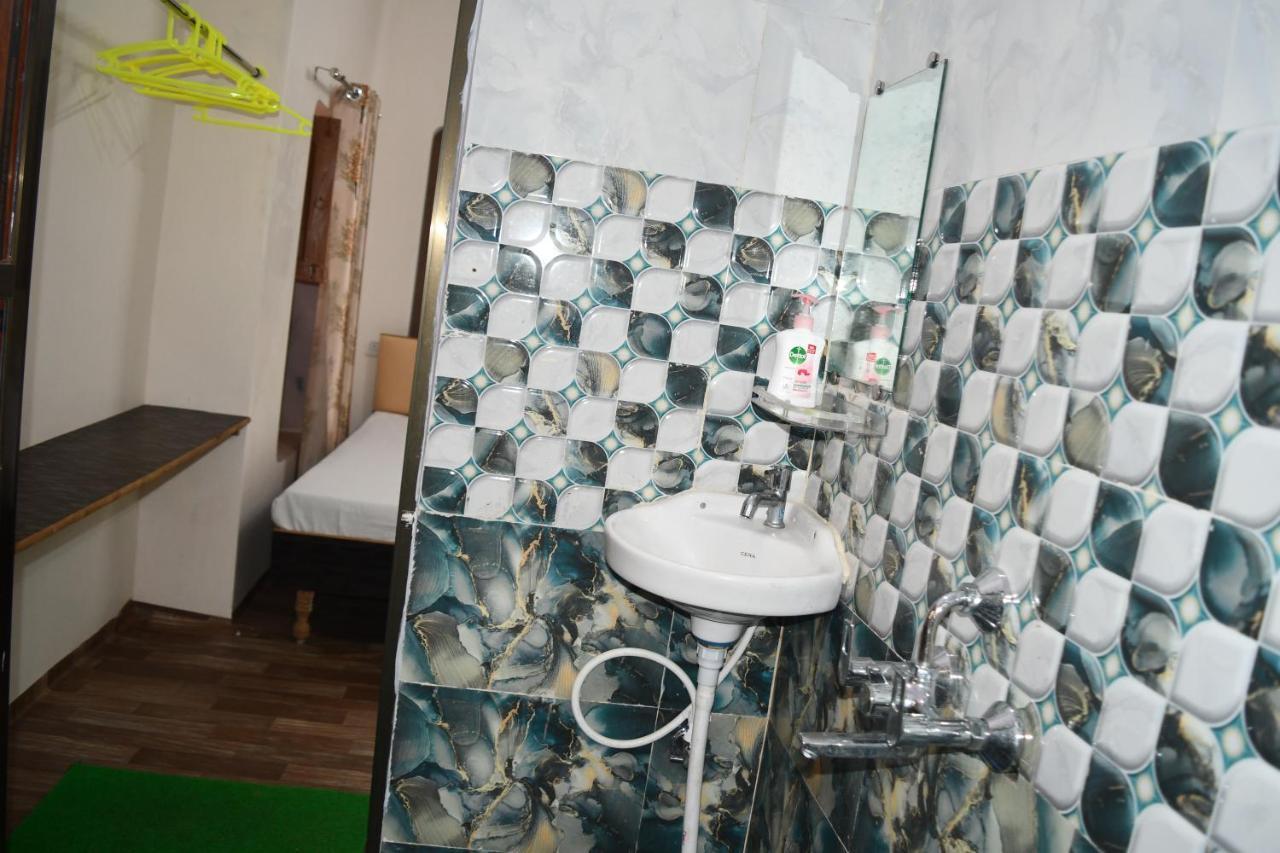 Shivohm Homestay 400 Mtrs From Kashi Vishwanath Temple Varanasi