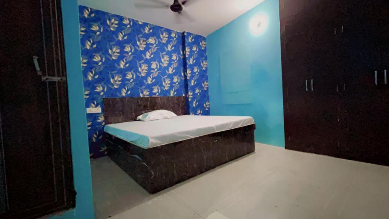 Guest house Krishna P. Varanasi