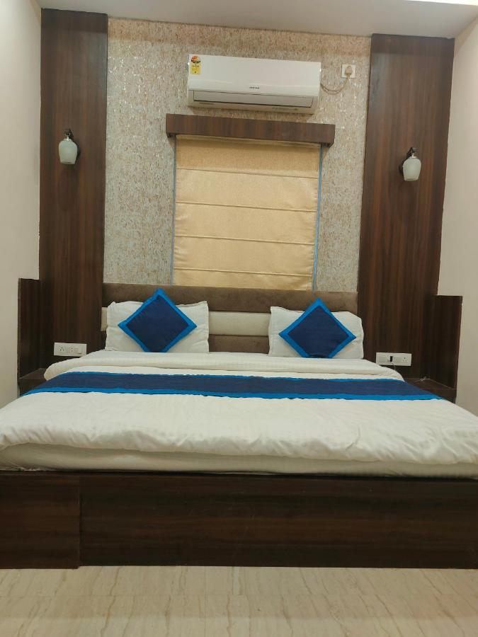 Hotel H.h.g Palace
