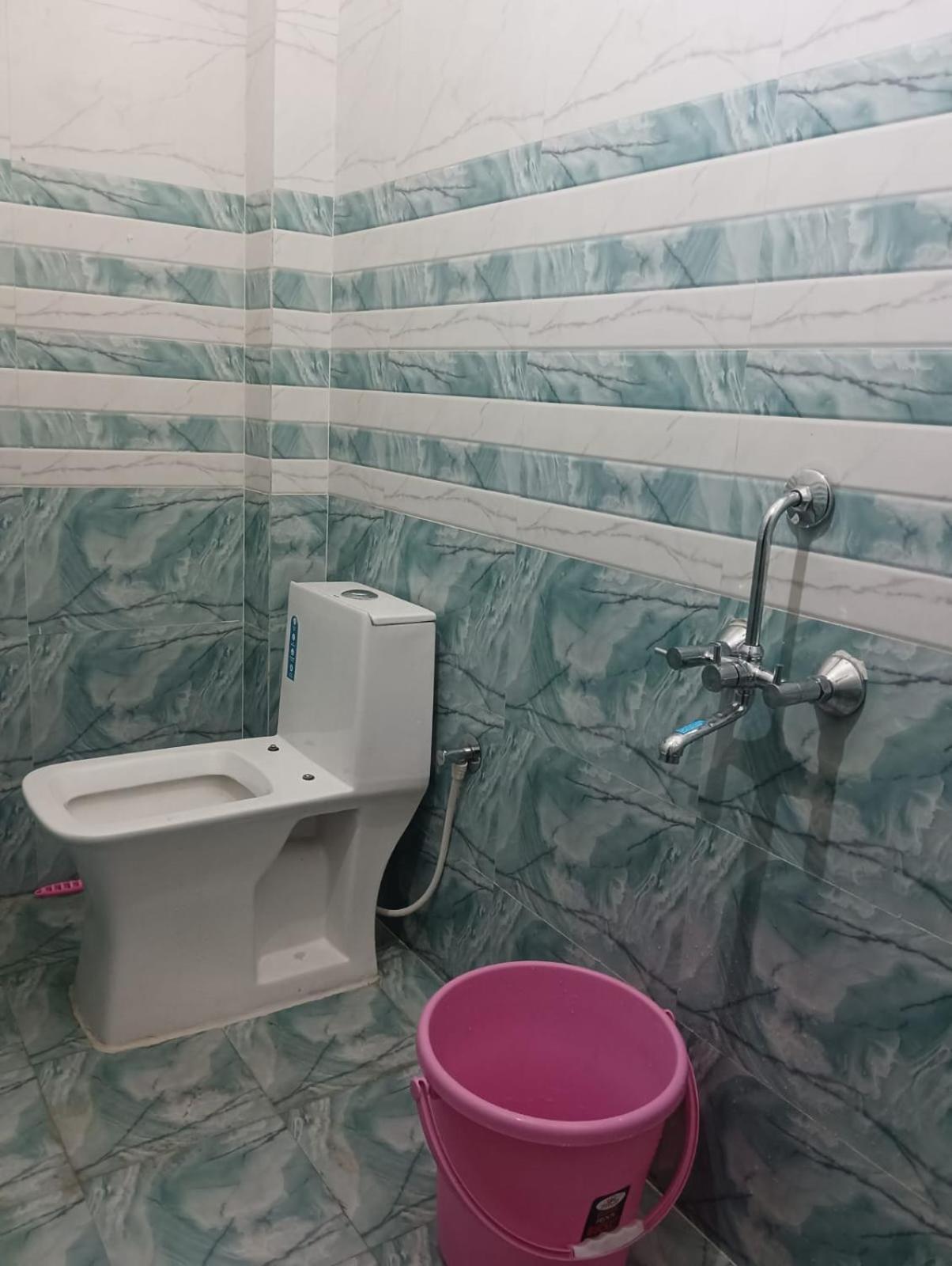 Guest house Lakshman