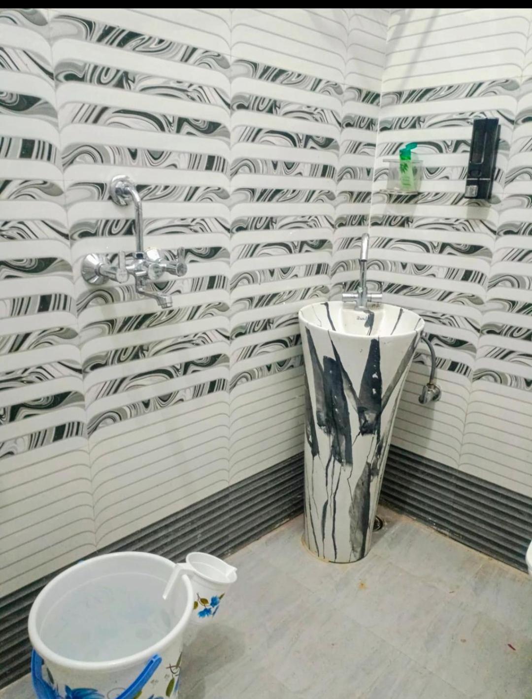Banarasiya Close To Banaras Railway Station Homestay Varanasi