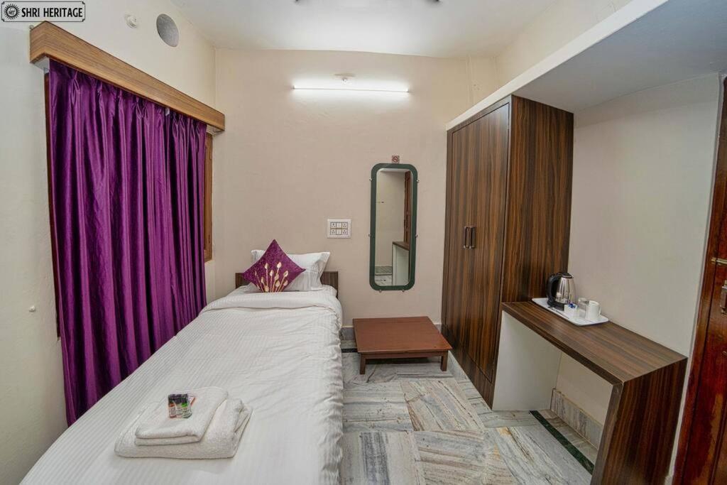 Apartment Shri Heritage - Entire Cozy Floor II At Assi, Varanasi Varanasi