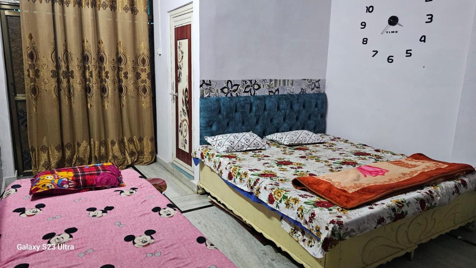Aparna Niwas Family Friendly * Varanasi