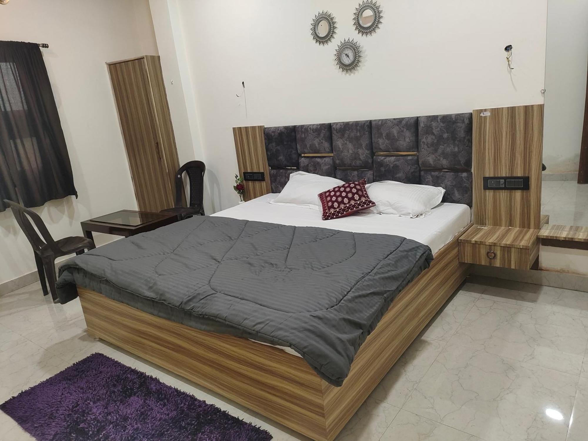 Banarasiya Close To Banaras Railway Station Homestay *