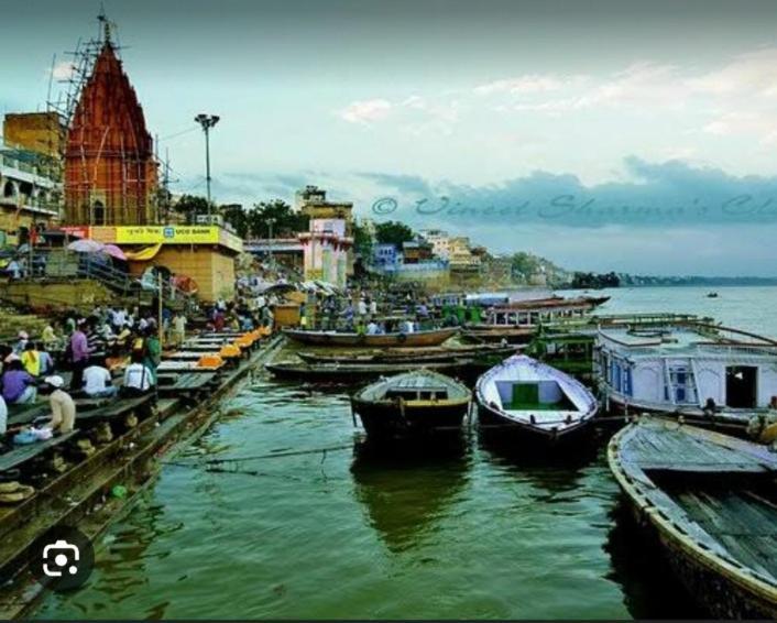 Banarasiya Close To Banaras Railway Station Homestay *