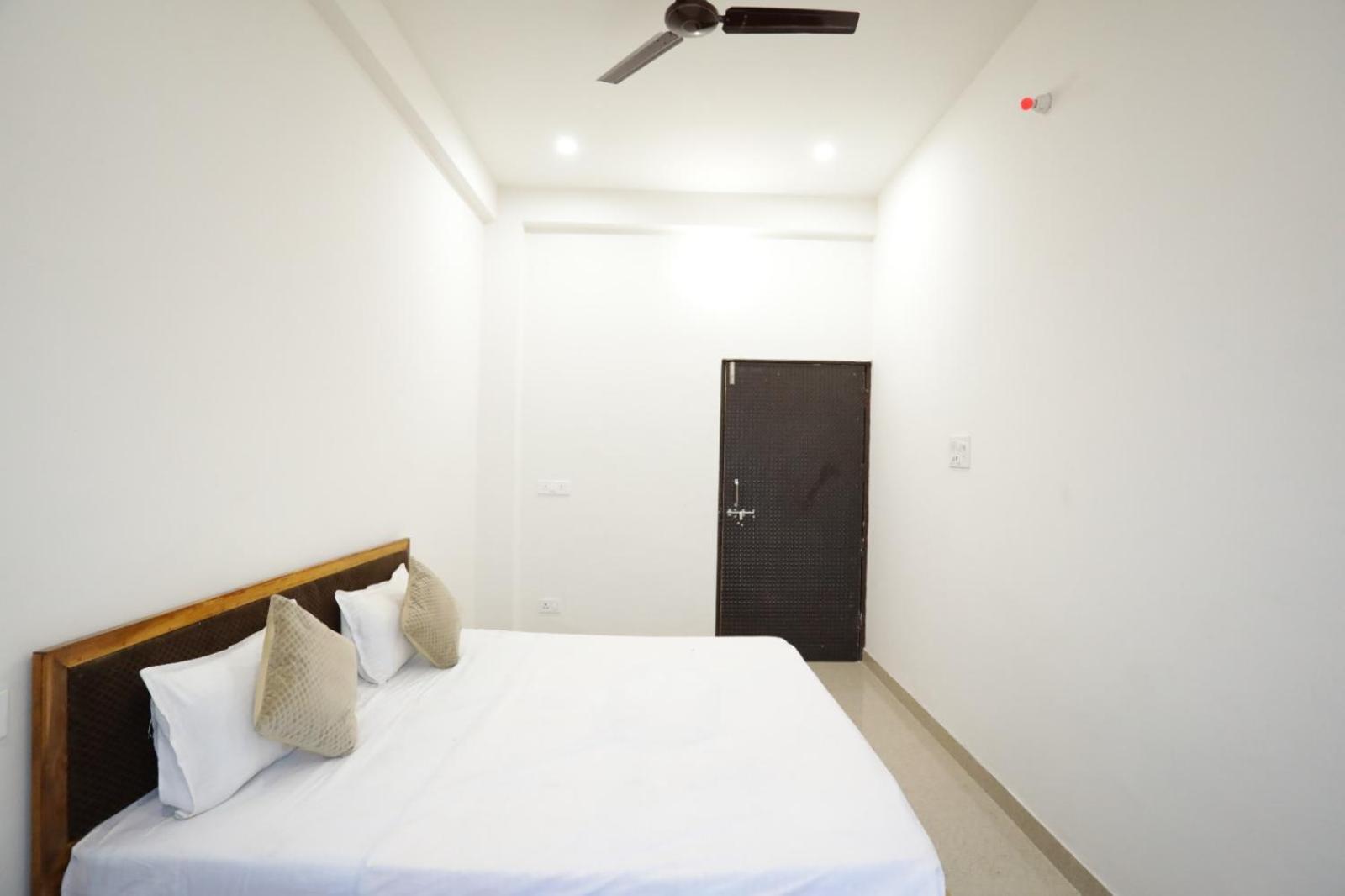 Guest house Bhardwaj Darbar