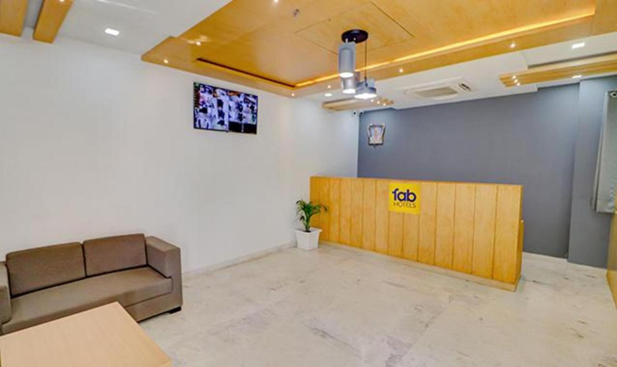 Fabhotel Premium Kashi Varanasi