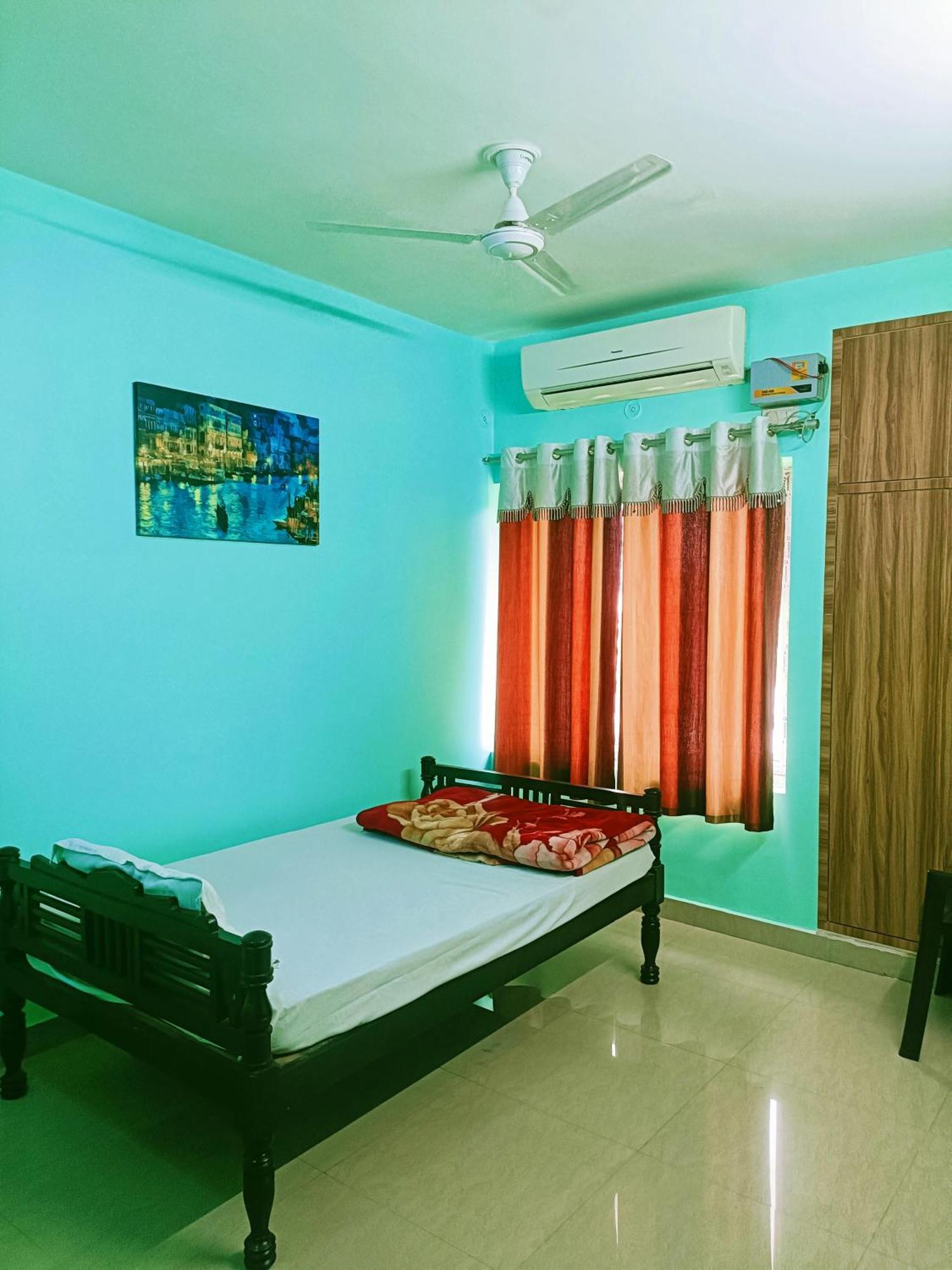 Apartment Pretty Garden View 3bhk Furnished Flat Near Kashi Vishwanath Temple Varanasi