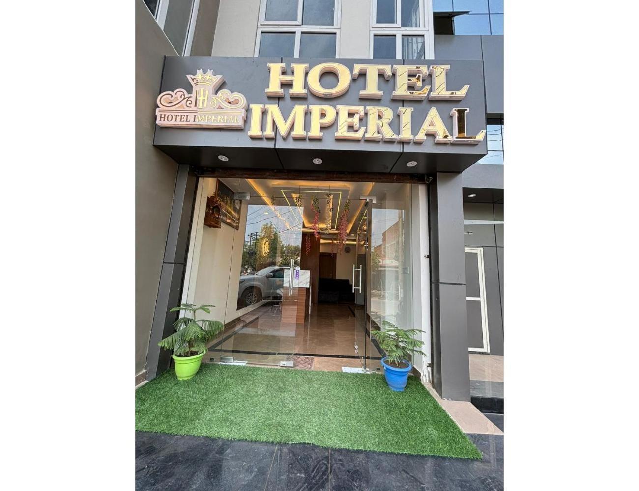 Imperial, Varanasi