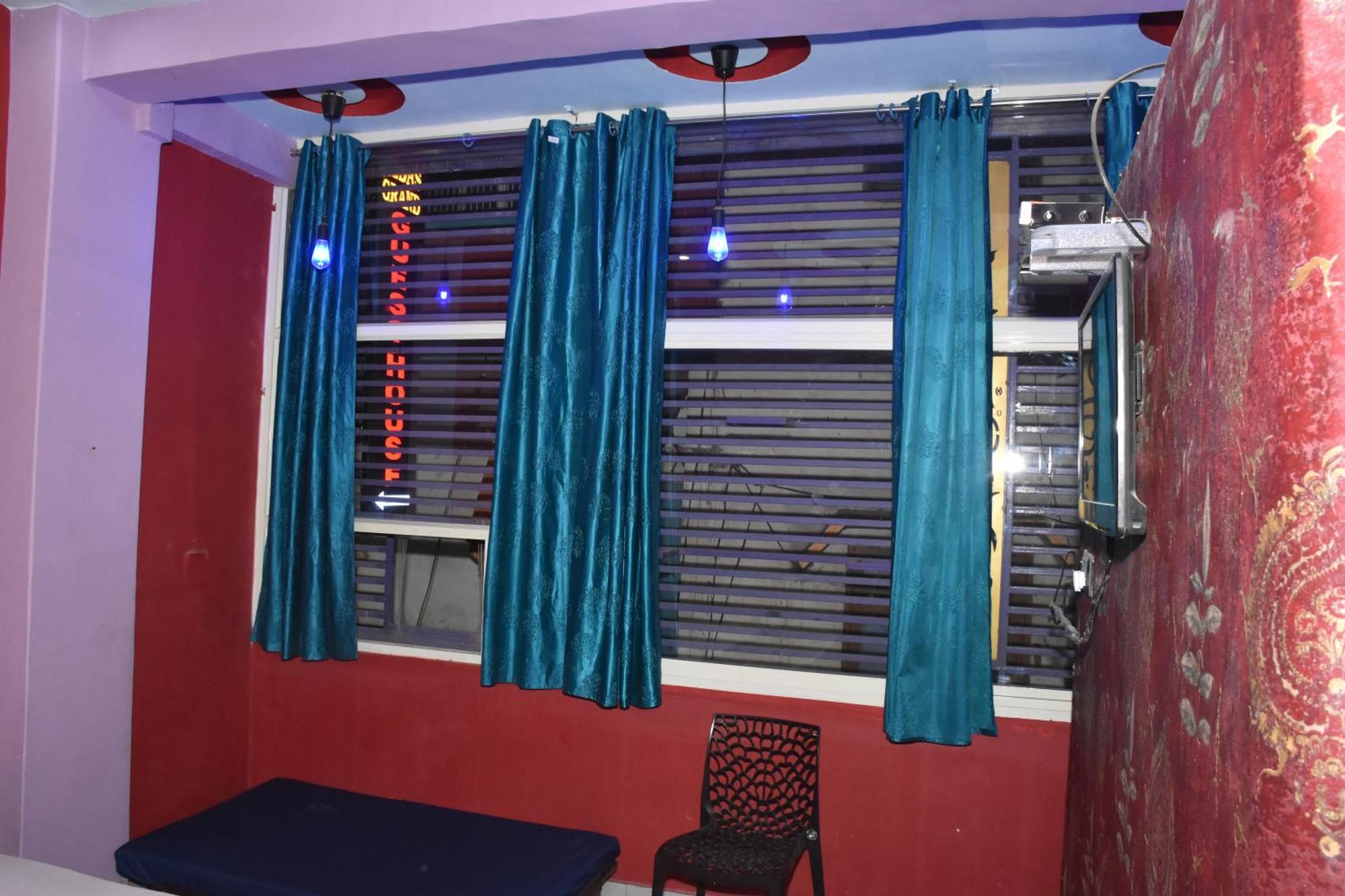 Guest house Veda's Grand P.g Varanasi