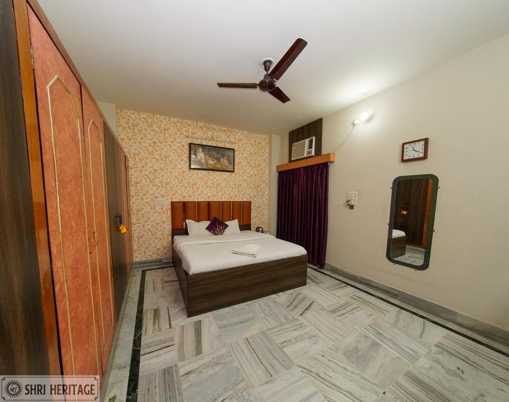 Shri Heritage - Entire Cozy Floor II At Assi, Varanasi Apartment Varanasi