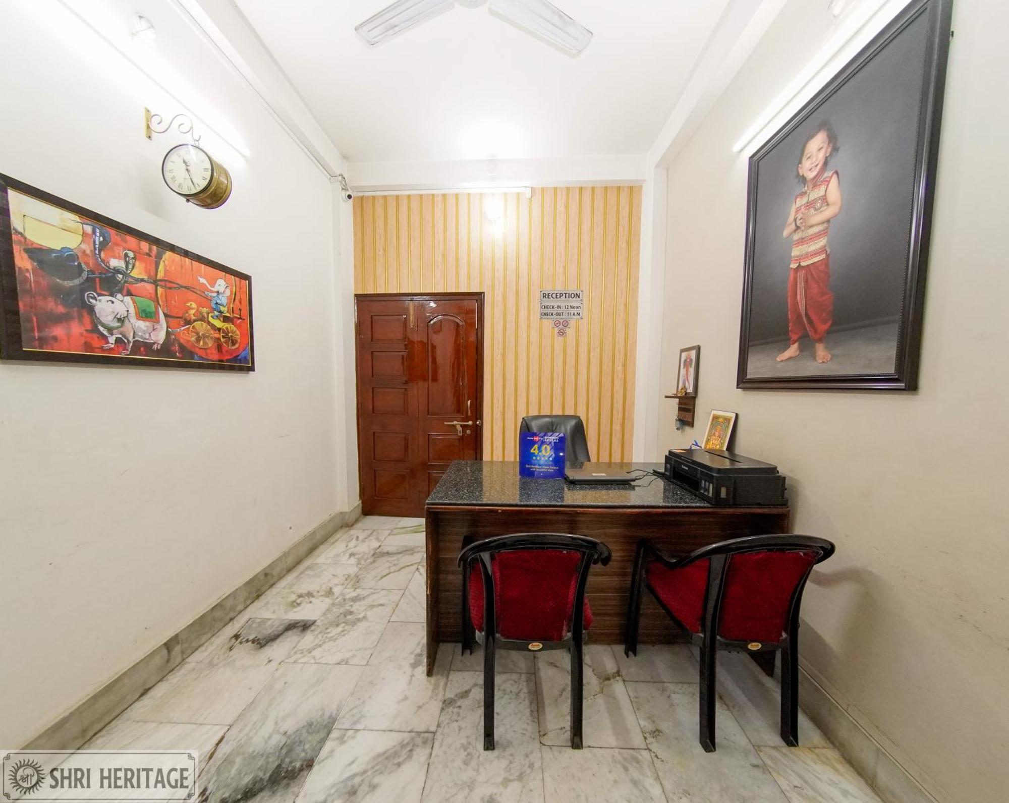 Shri Heritage - Entire Cozy Floor II At Assi, Varanasi