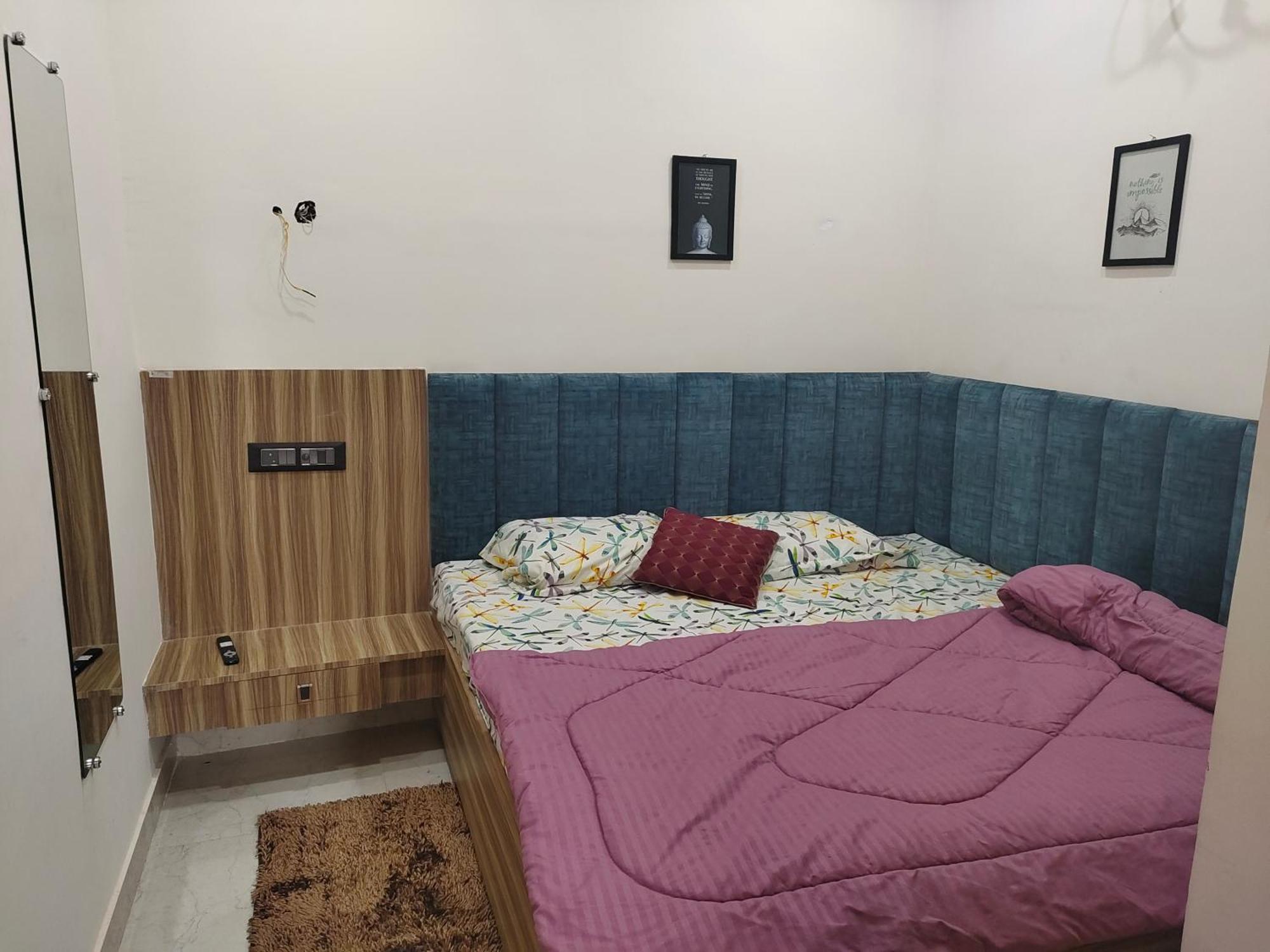 Banarasiya Close To Banaras Railway Station Homestay Varanasi
