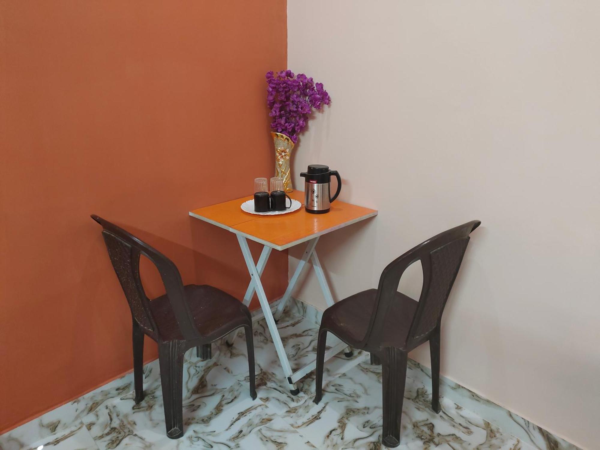 Banarasiya Close To Banaras Railway Station Homestay