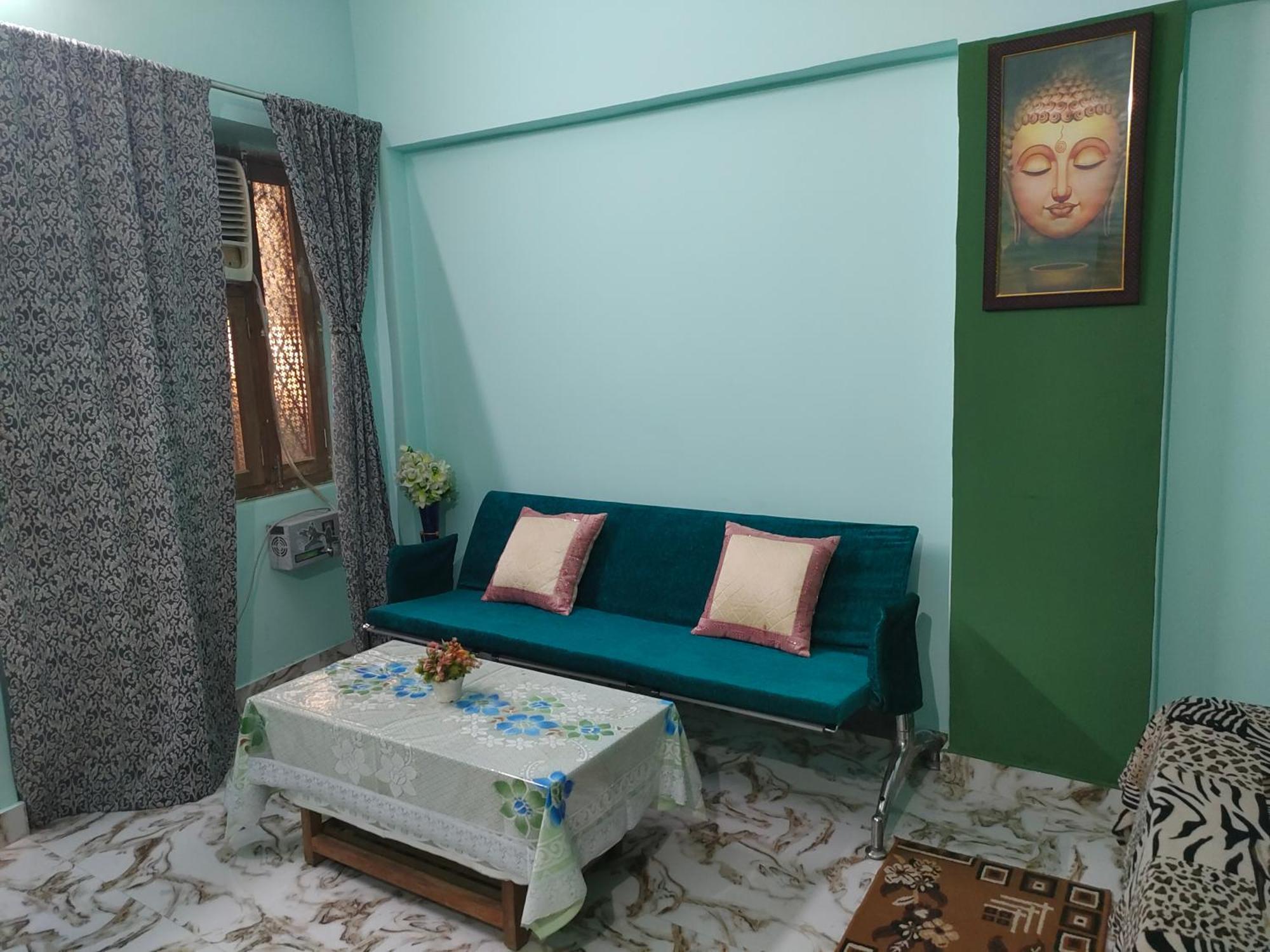Banarasiya Close To Banaras Railway Station *