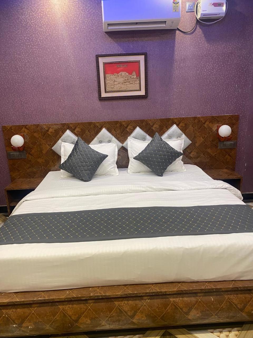 Guest house Shri Murari Relax Pg Varanasi