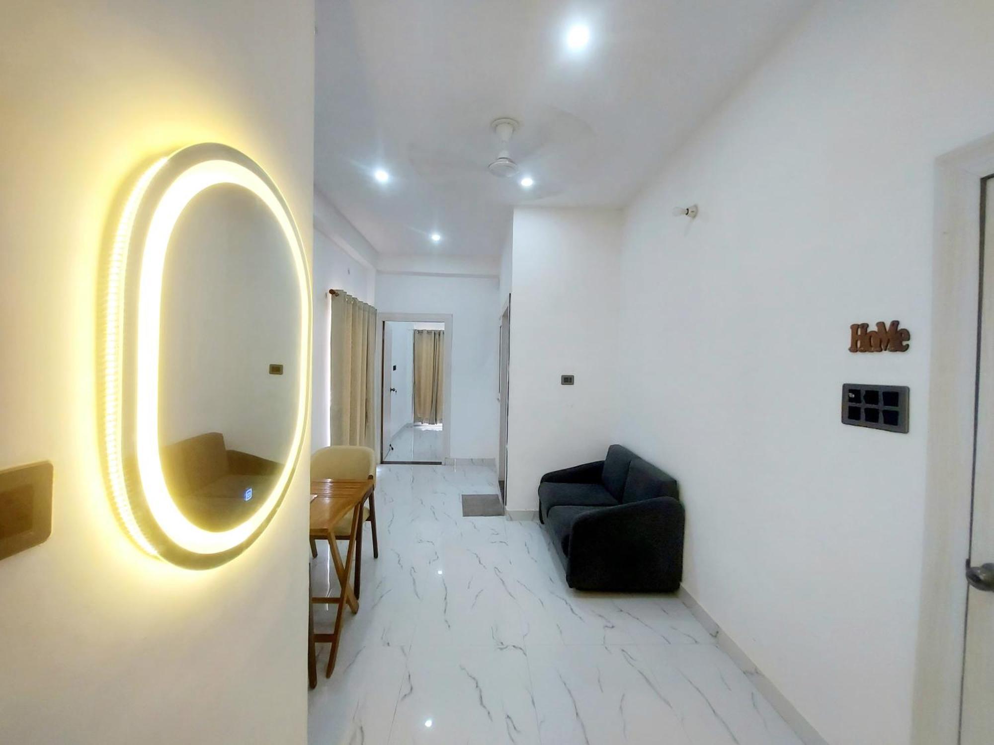 1 Bhk Flat At Kanti With Free Breakfast Near Assi Ghat And Temples -201 Apartment Varanasi