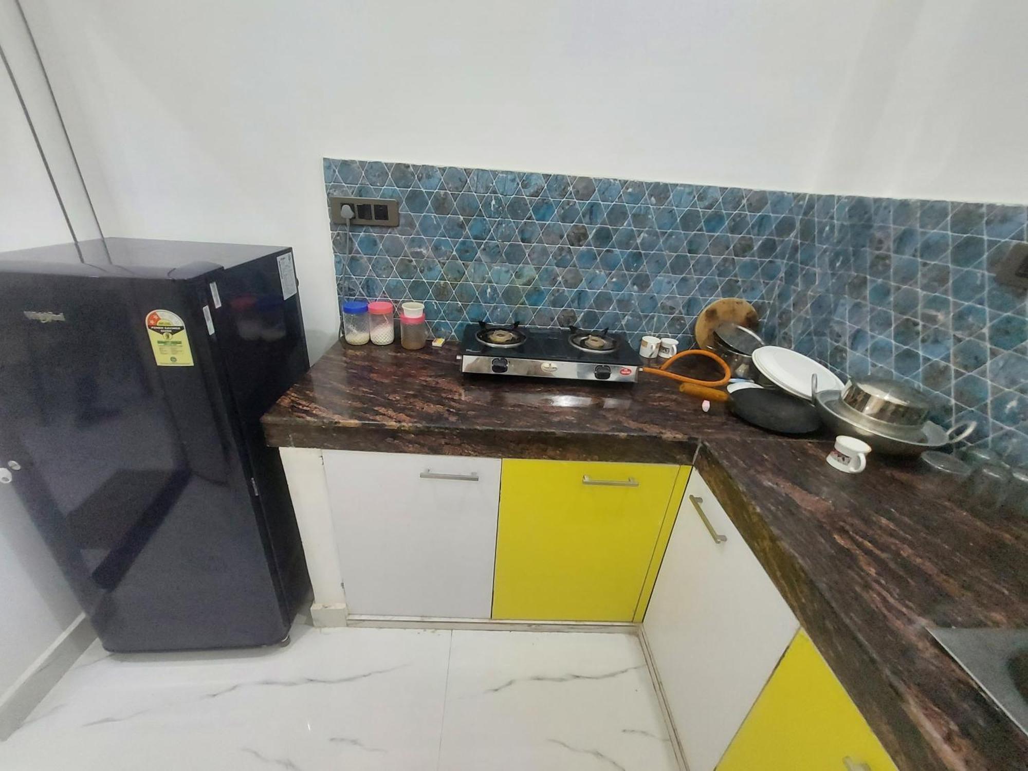 1 Bhk Flat At Kanti With Free Breakfast Near Assi Ghat And Temples -201 Apartment Varanasi