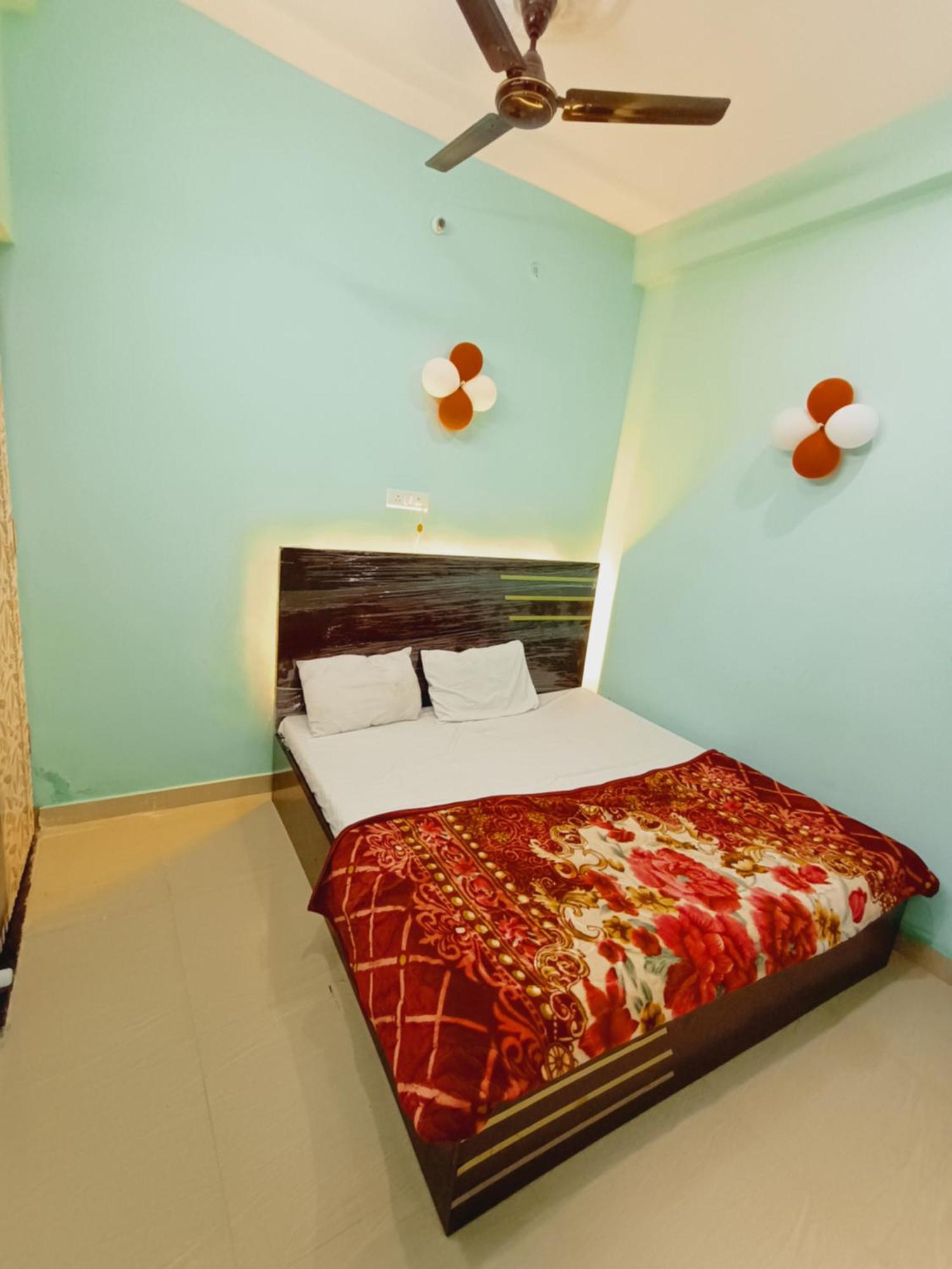 Guest house Kamala P