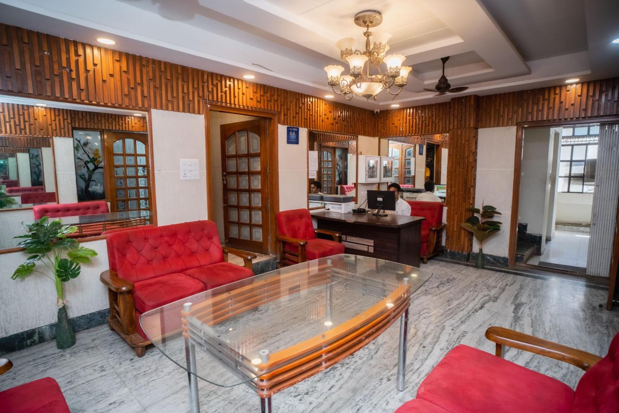 Pearl Courtyard Hostel
